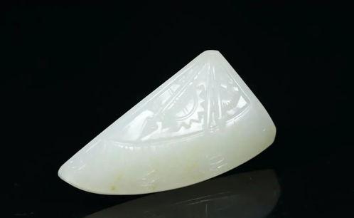 和田玉美明星,千年玉韵，璀璨夺目的东方瑰宝
